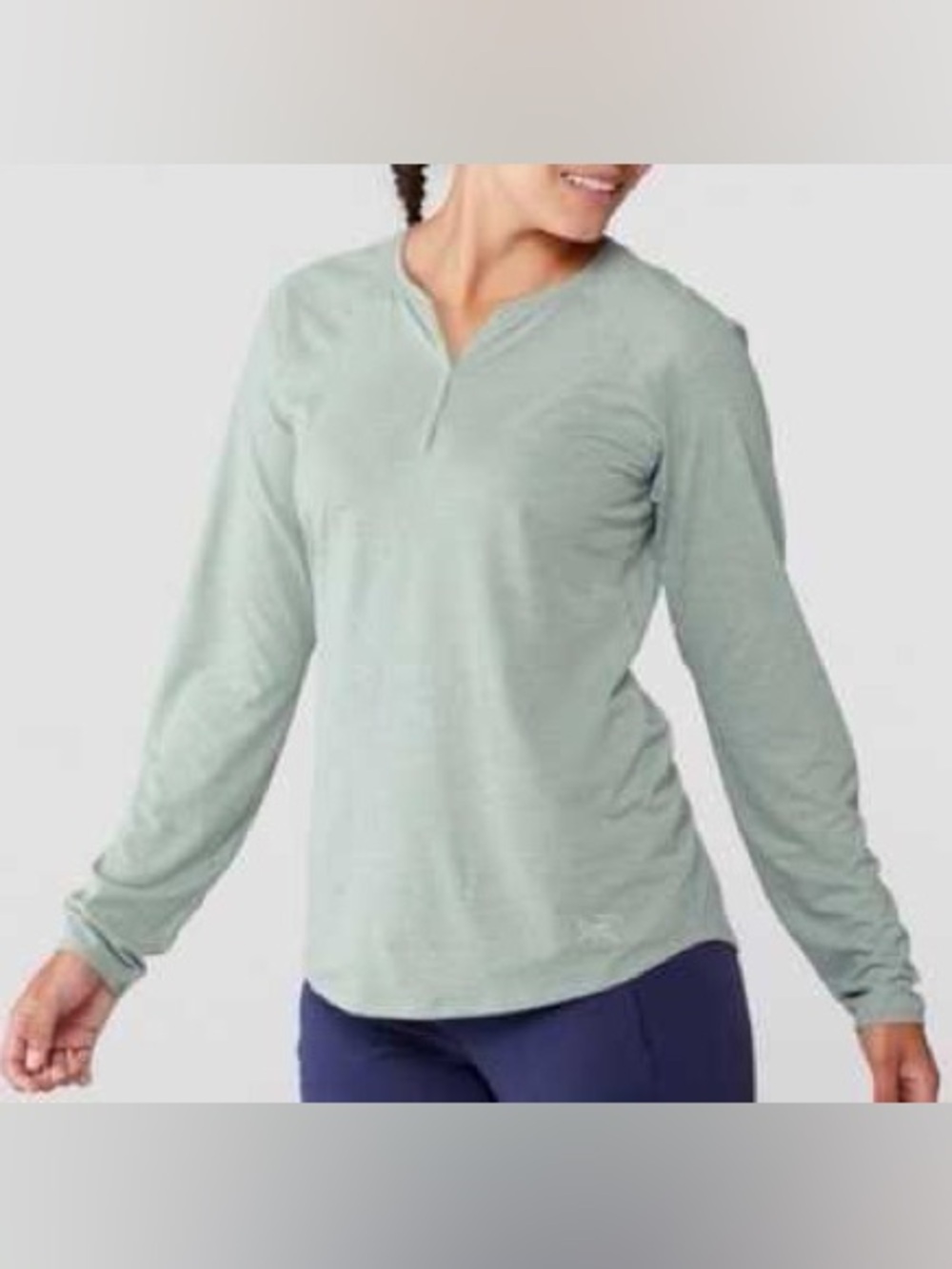 Arc'teryx Women's Light Teal Long-Sleeve Top
